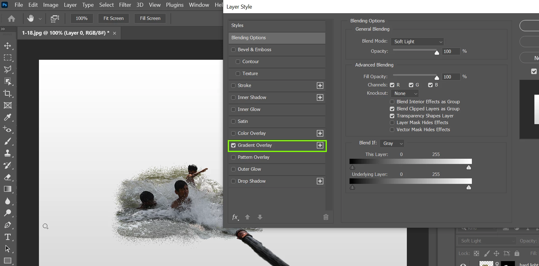 Choosing gradient overlay in layer style makes the selected layer white ...