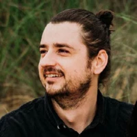Lyuben K