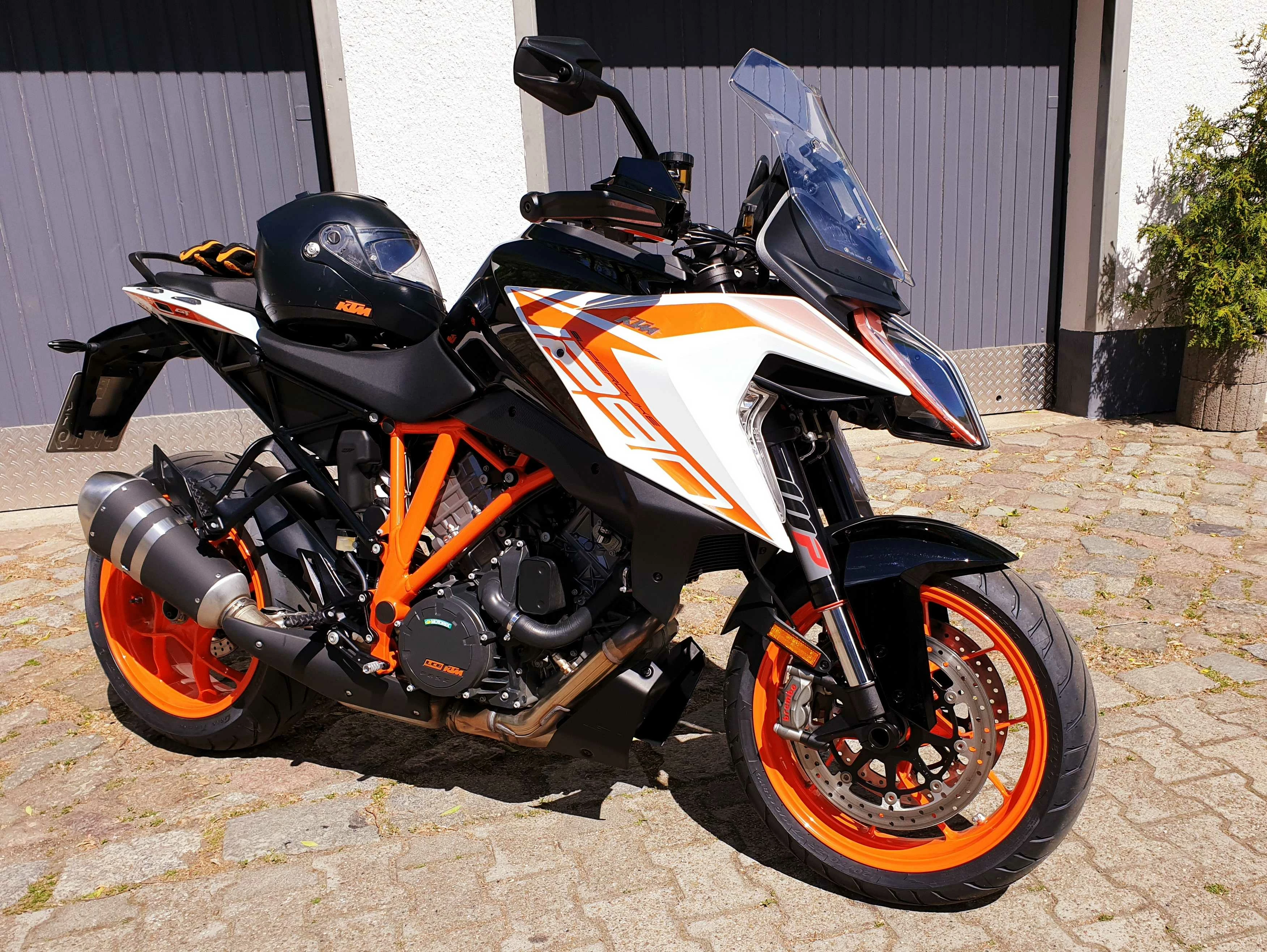 Incredible_Daisy0D4D