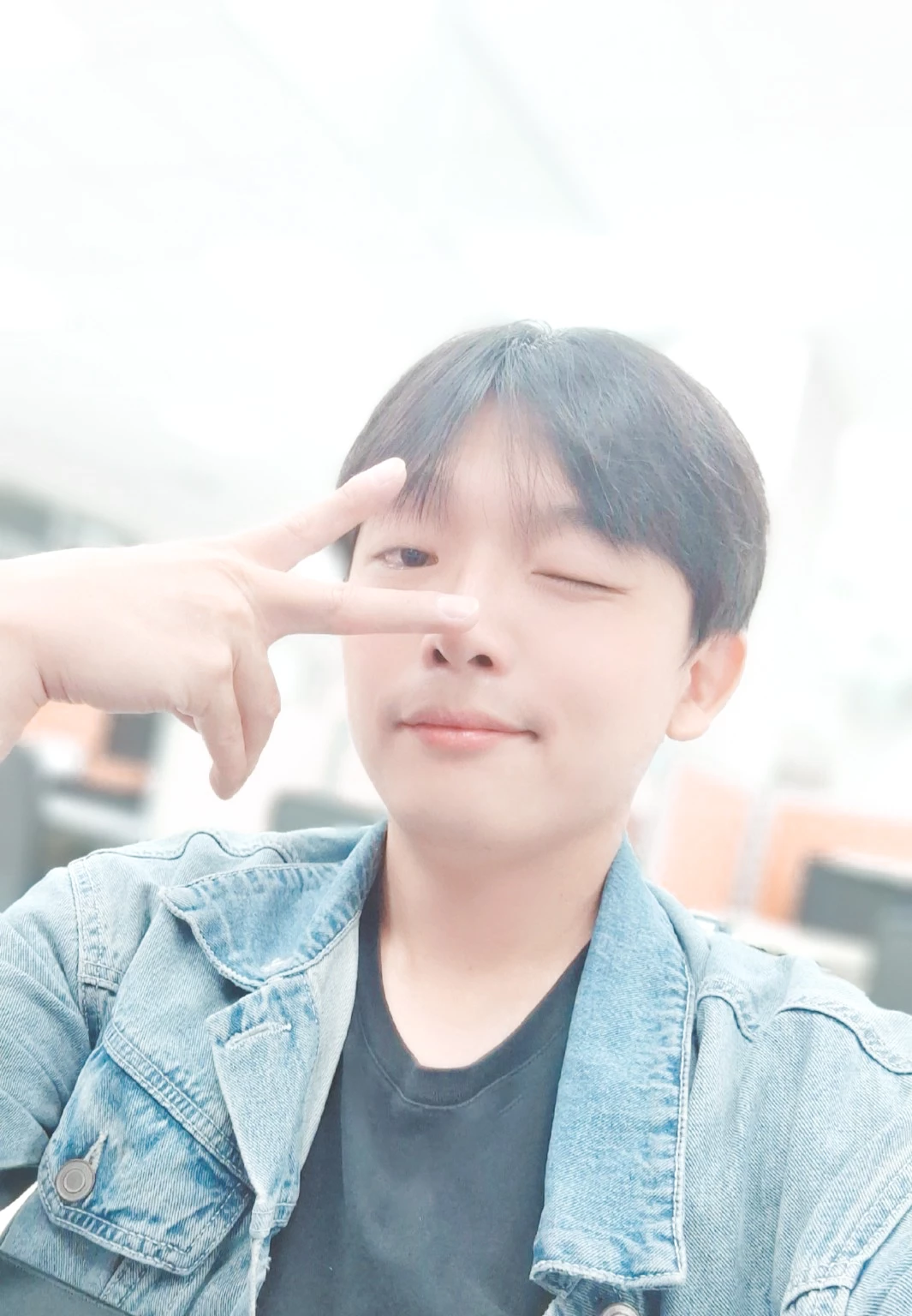 Stevyien Caelpisveil