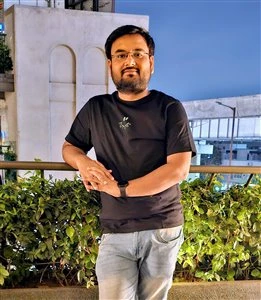 nikhilk162764