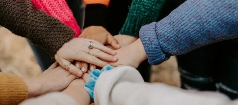 Celebrating everyday wins: The power of recognition in the digital workplace