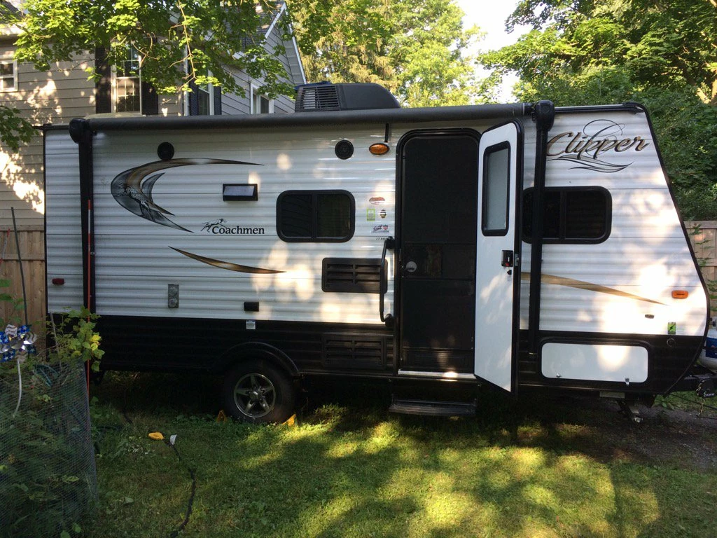 22396-rv.jpg 22396-rv.jpg