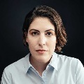 Laura_Escude
