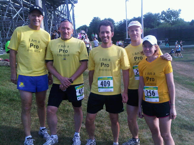 runners_in_needham_proengineer.jpg
