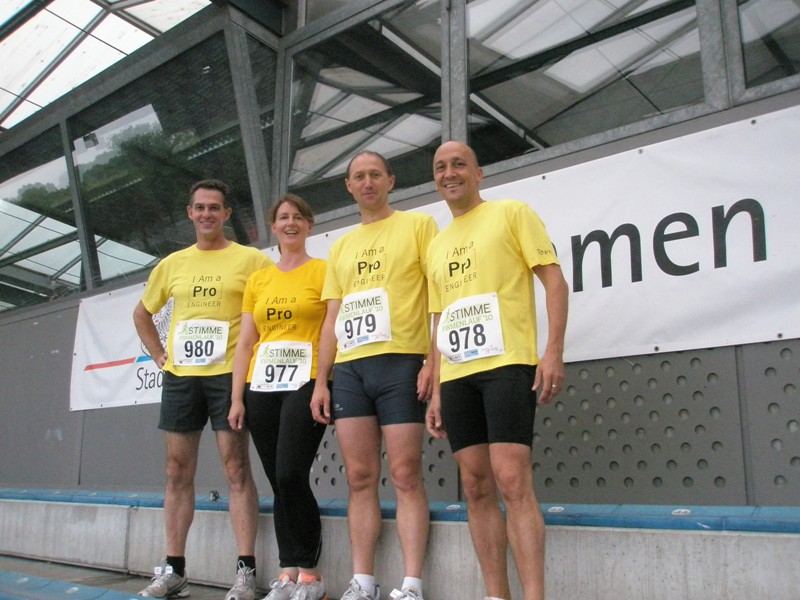 team_proengineer_before800.JPG