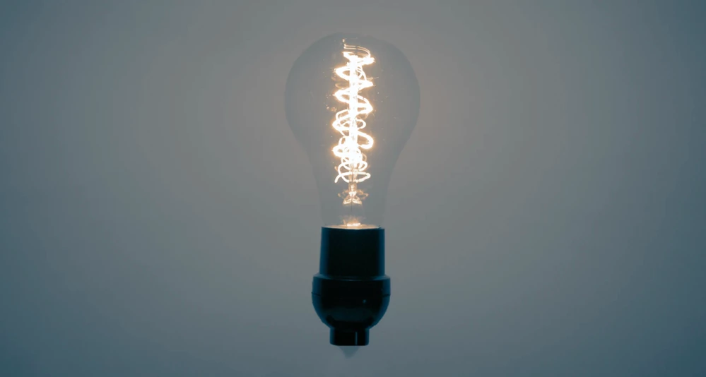 07-mnwm-lightbulb.png