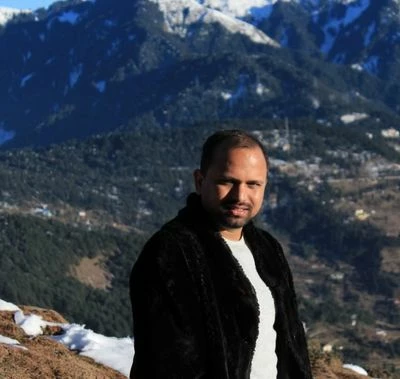 anaragcropped.jpg anaragcropped.jpg