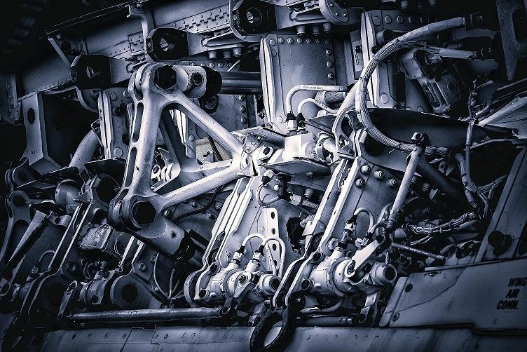 57-esim-engine.jpg 57-esim-engine.jpg