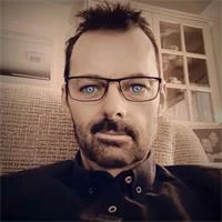 Chris White001